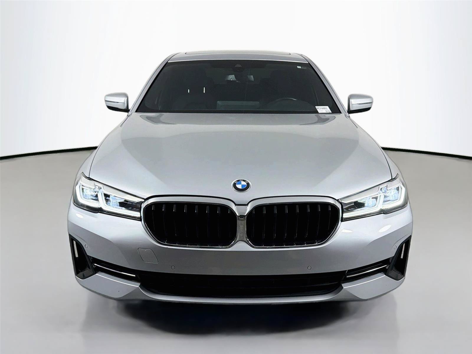 Used 2021 BMW 530e w/ Convenience Package RWD image 2