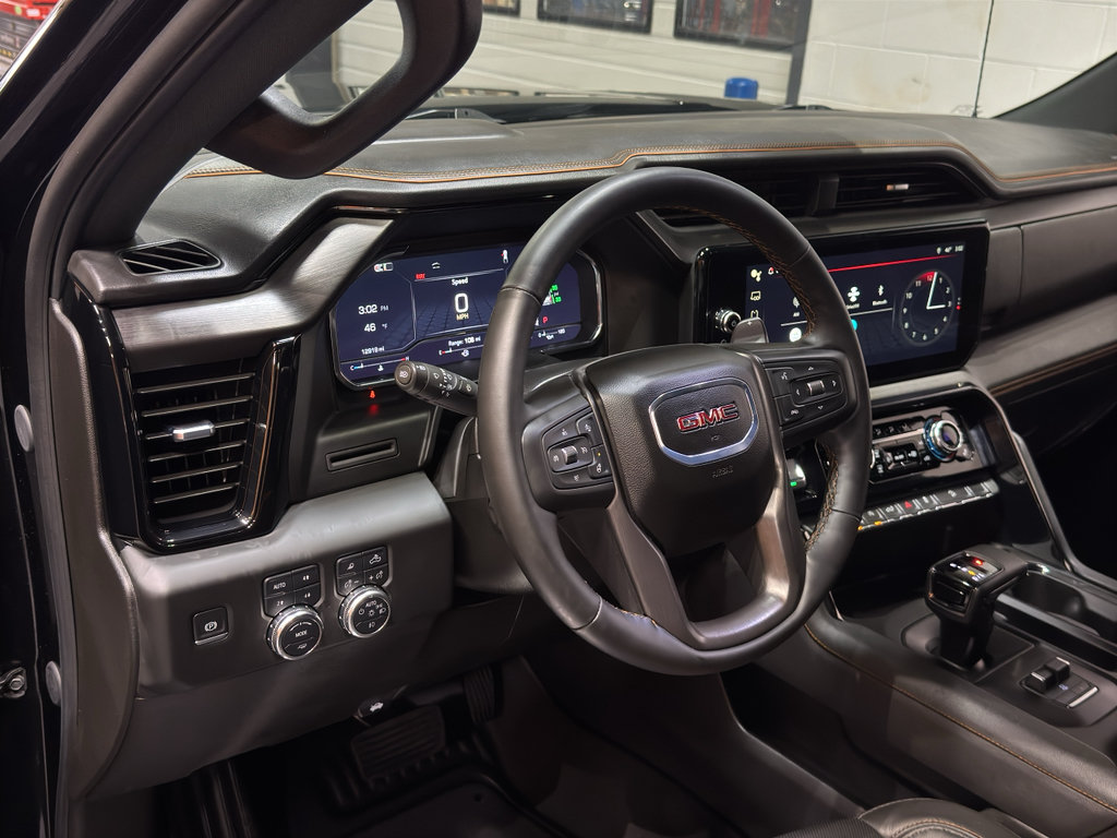 Used 2025 GMC Sierra 1500 AT4 w/ AT4 Premium Package AWD/4WD image 21