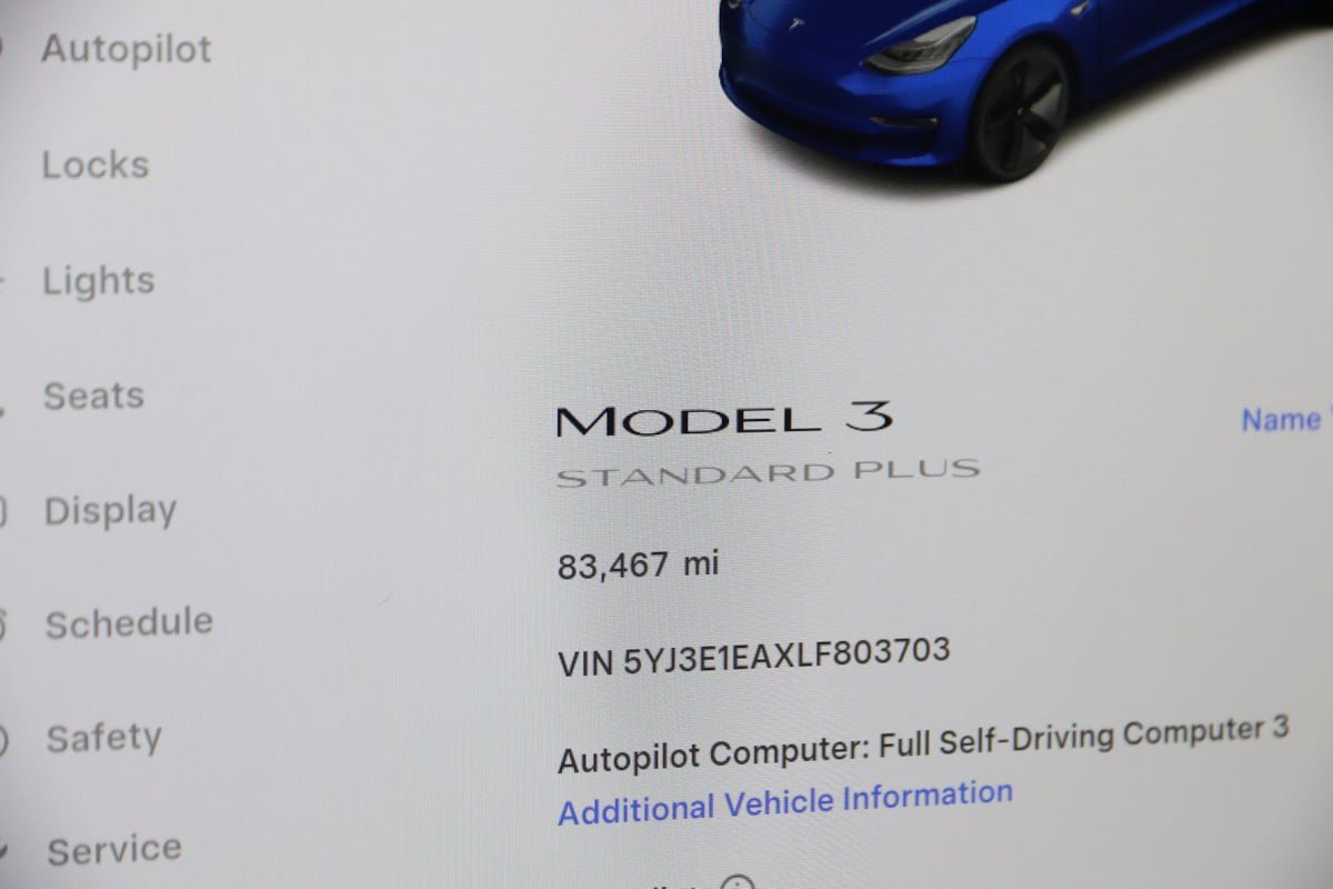 Used 2020 Tesla Model 3 Standard Range image 38