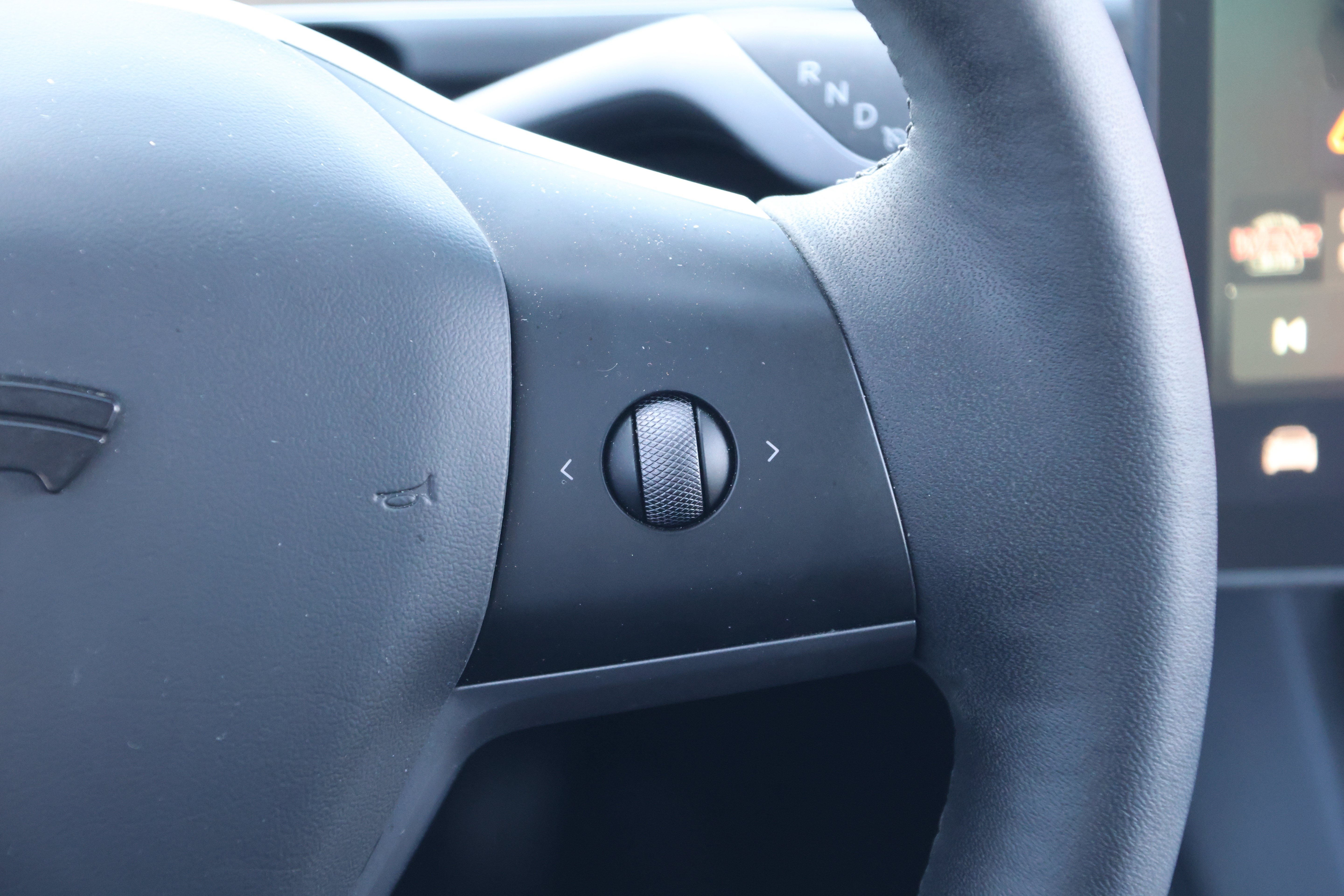 Used 2023 Tesla Model Y AWD image 19