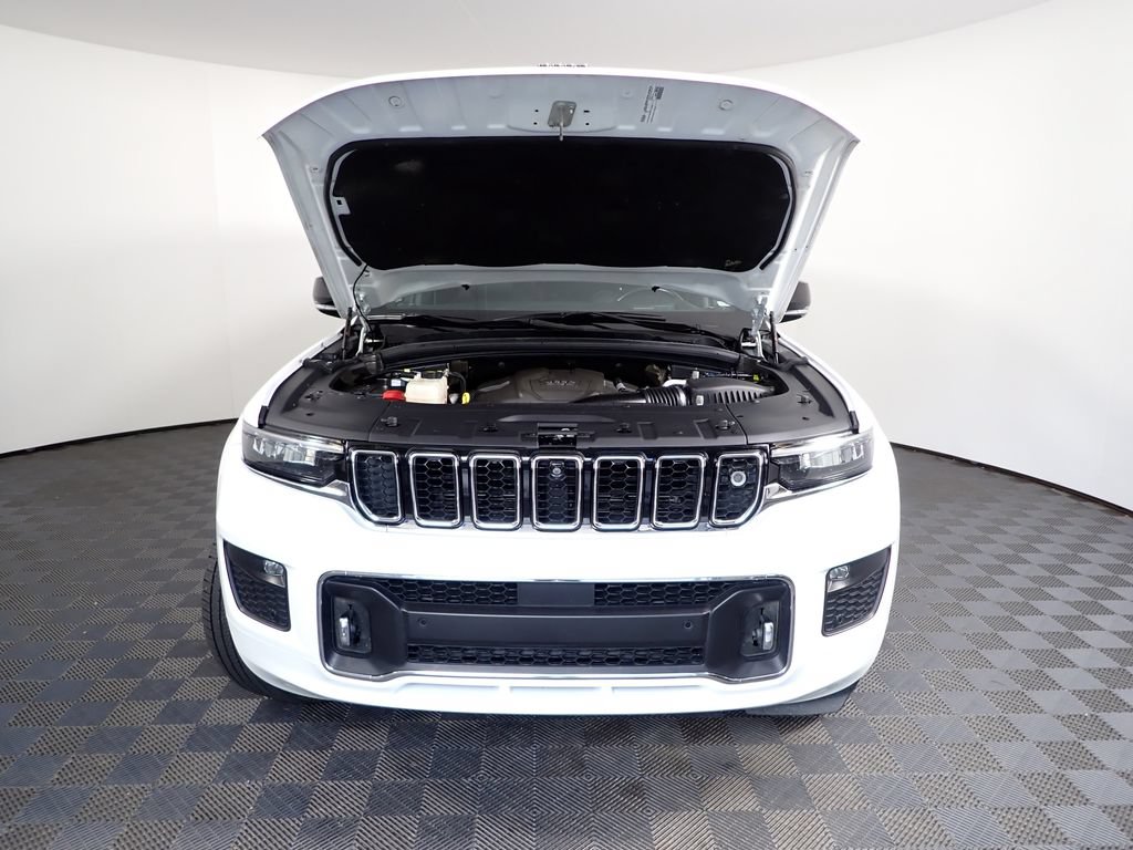 Used 2021 Jeep Grand Cherokee L Overland w/ Advanced Protech Group III AWD/4WD image 48