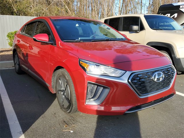 Used 2022 Hyundai Ioniq SE image 3