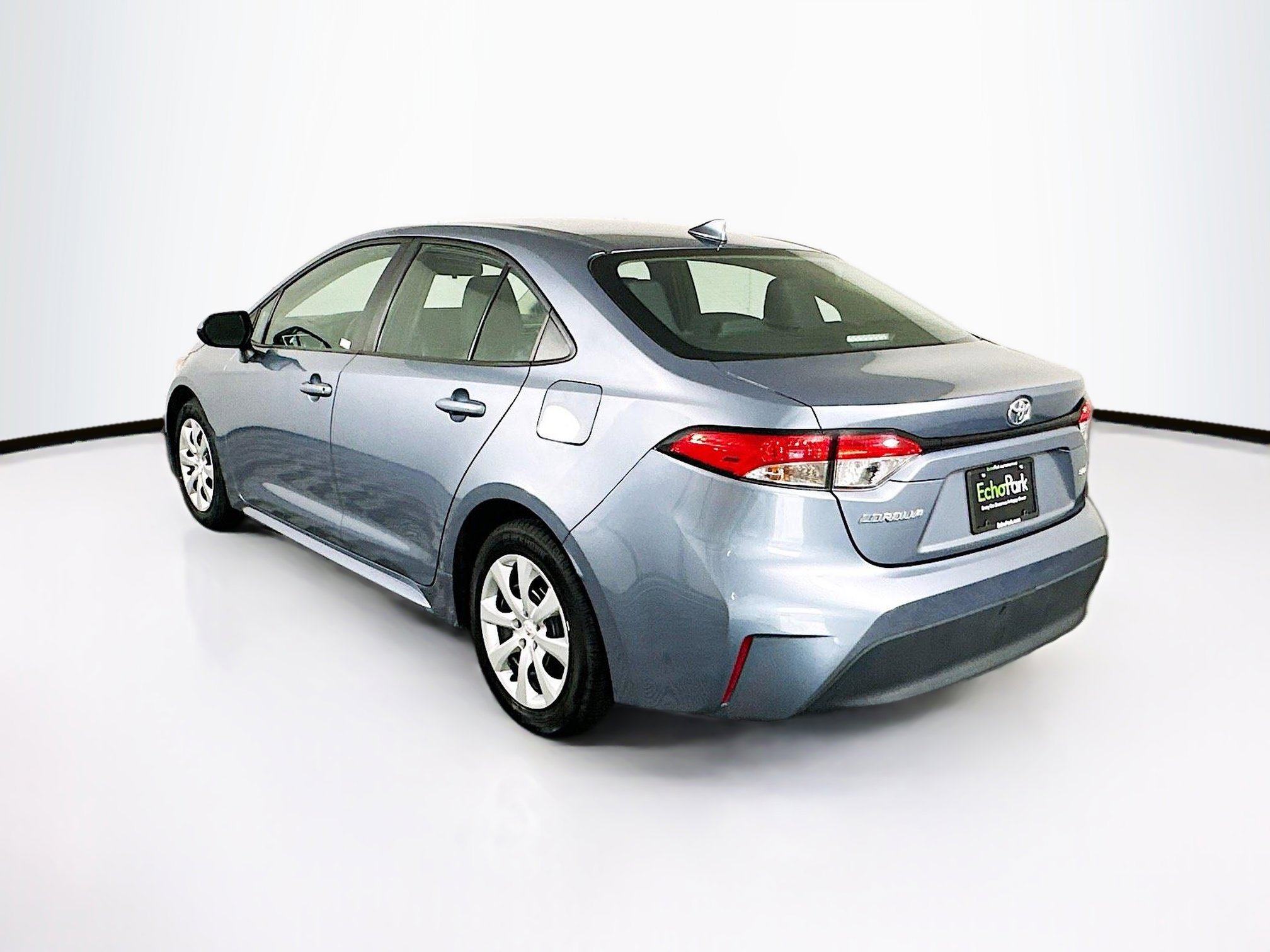 Used 2024 Toyota Corolla LE image 5