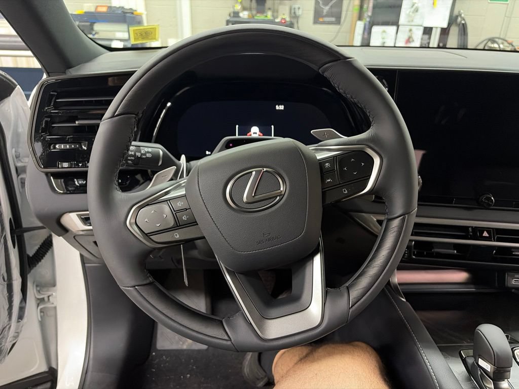 New 2026 Lexus RX 350 w/ Convenience Package AWD/4WD image 16