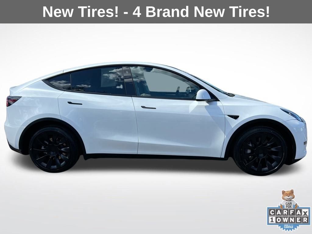 Used 2023 Tesla Model Y Long Range image 10