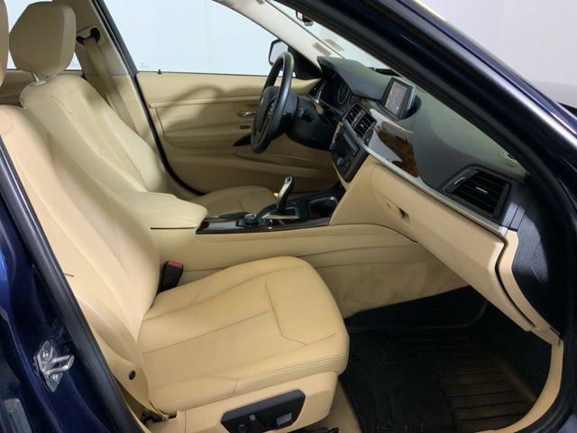 Used 2013 BMW 328i xDrive Sedan AWD/4WD image 31