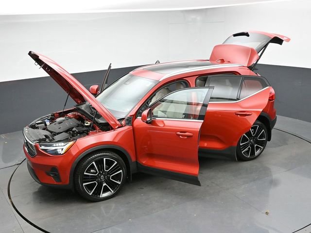 Used 2023 Volvo XC40 B5 Ultimate w/ Climate Package AWD/4WD image 52
