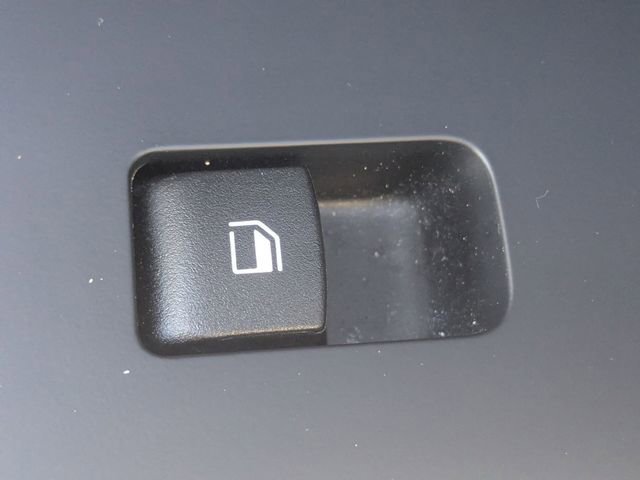 Used 2025 Kia Sportage LX image 24