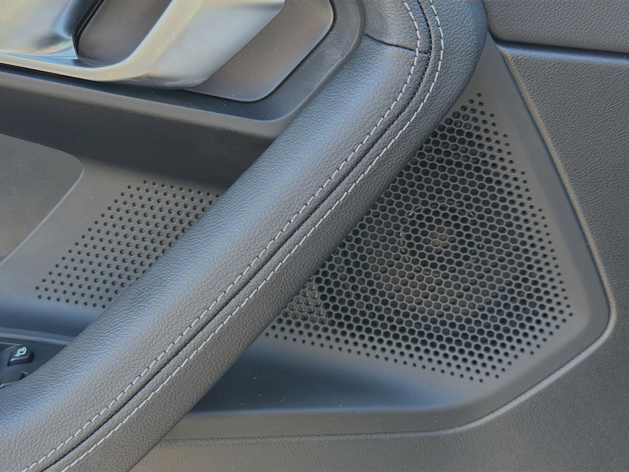 New 2026 BMW 230i Coupe w/ Parking Assistance Package image 23