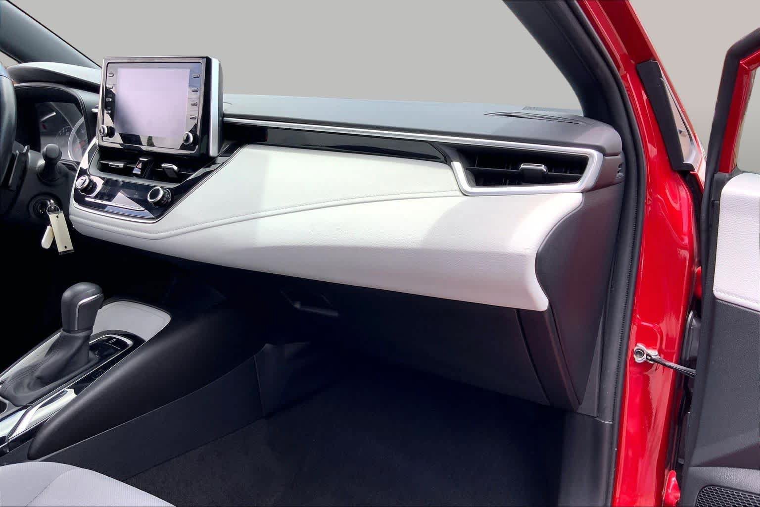Used 2020 Toyota Corolla SE FWD image 18