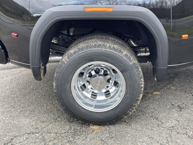 New 2026 GMC Sierra 3500 Denali Ultimate image 9