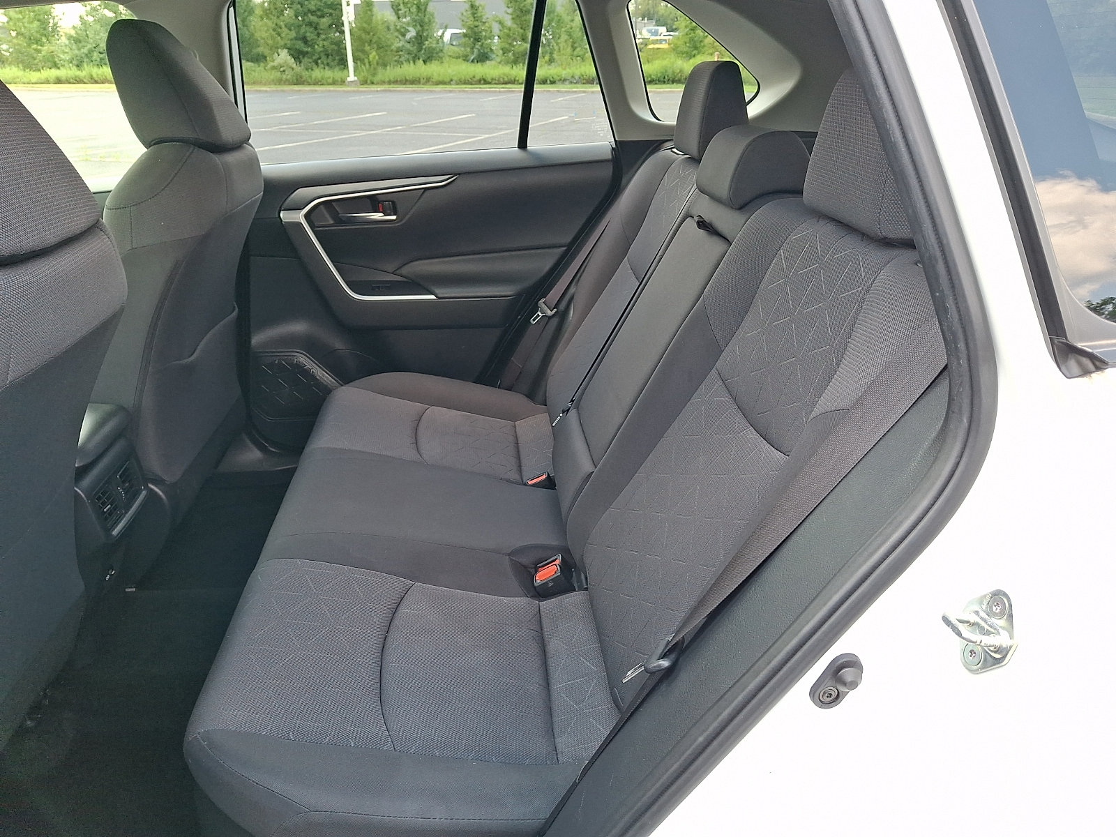 Used 2023 Toyota RAV4 XLE w/ XLE Grade Weather Package AWD/4WD image 9