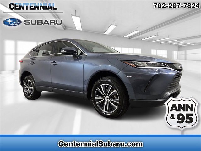 Used 2022 Toyota Venza LE image 1