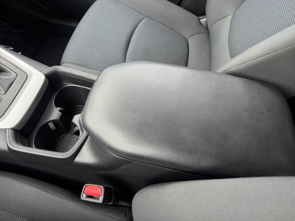Certified 2019 Toyota RAV4 LE AWD/4WD image 27