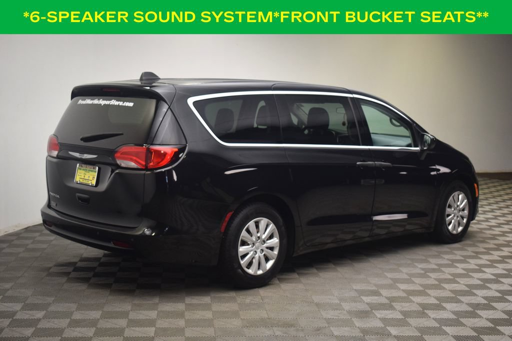 Used 2019 Chrysler Pacifica L FWD image 6