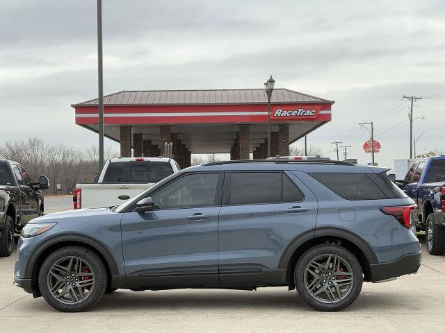 New 2026 Ford Explorer ST AWD/4WD image 3