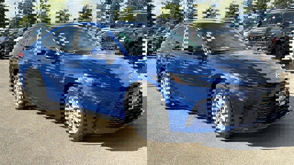 New 2025 Toyota Camry LE image 3