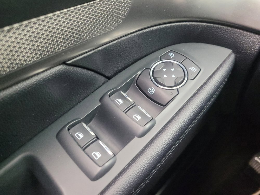 Used 2018 Ford Explorer XLT FWD image 27