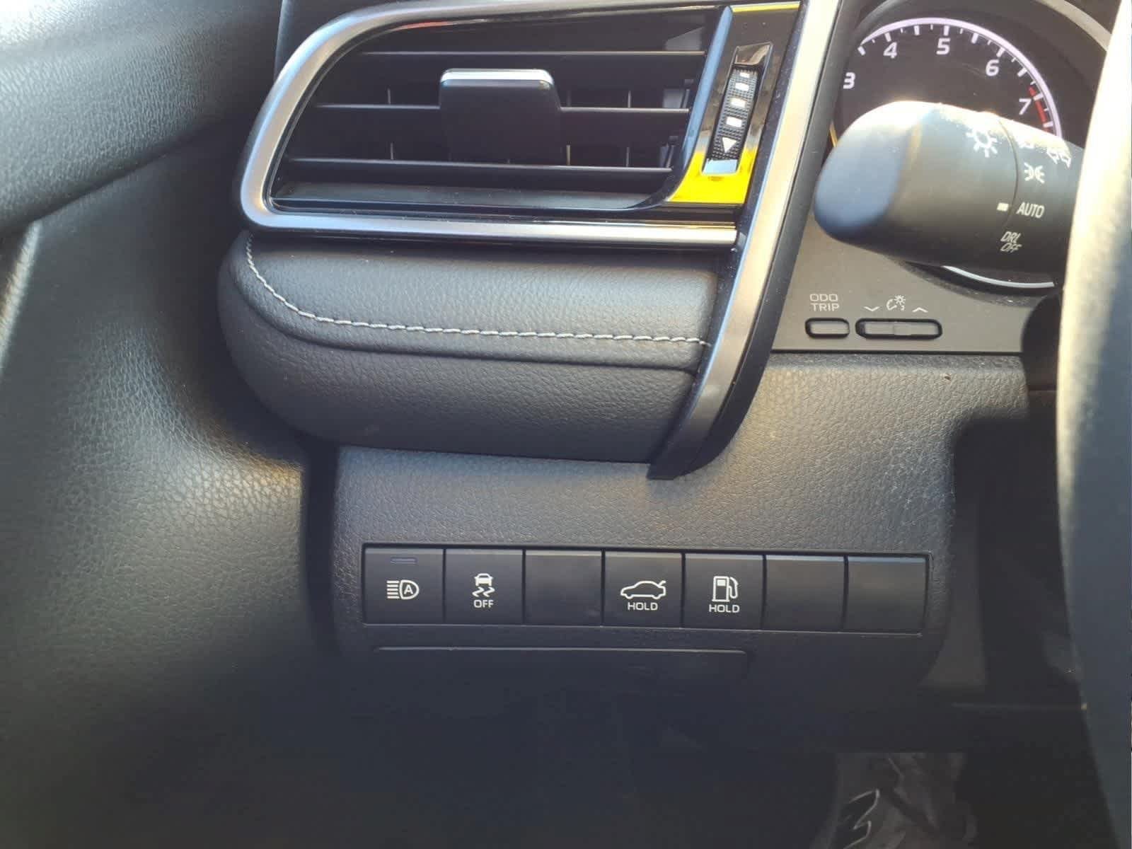 Used 2023 Toyota Camry SE FWD image 24