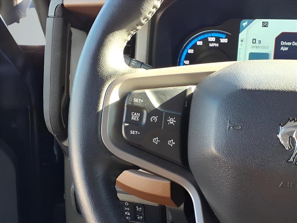 Used 2024 Ford Bronco Outer Banks image 13