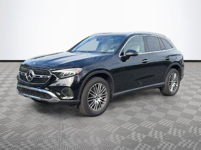 Certified 2026 Mercedes-Benz GLC 300 4MATIC image 3