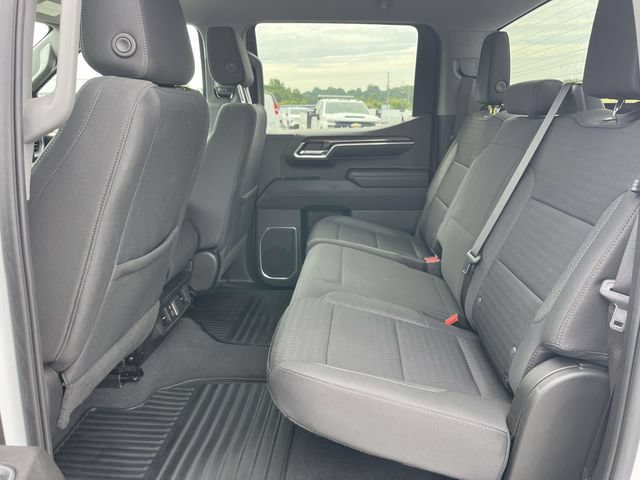 Used 2023 Chevrolet Silverado 1500 LT AWD/4WD image 14