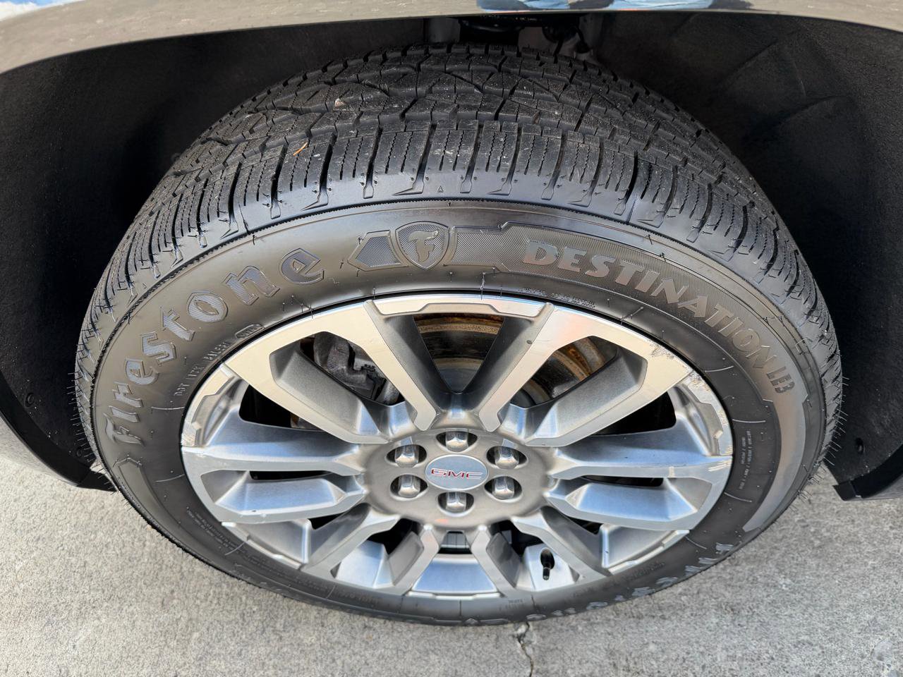 Used 2023 GMC Acadia Denali w/ Denali Ultimate Package image 23