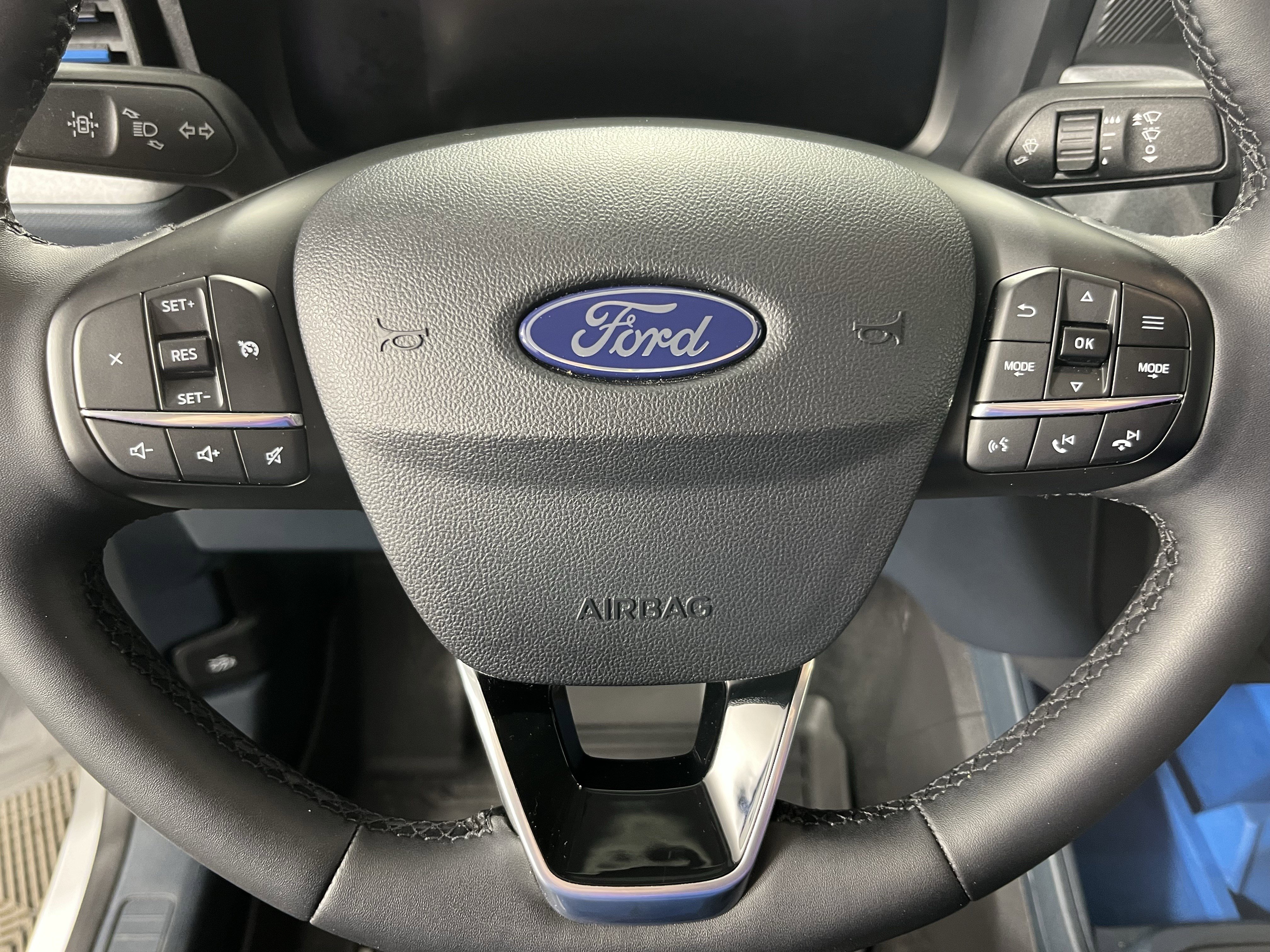 Used 2025 Ford Maverick XLT w/ XLT Luxury Package image 18