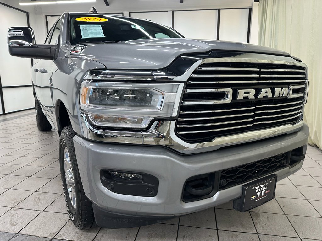 Used 2024 RAM 2500 Laramie image 2