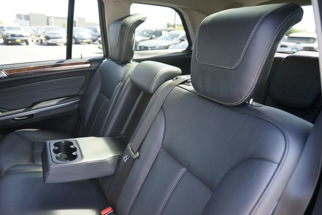 Used 2011 Mercedes-Benz GL 450 4MATIC image 14