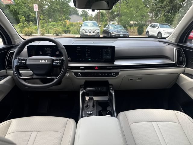 Used 2026 Kia Sorento S w/ S Panoramic Sunroof Package FWD image 12