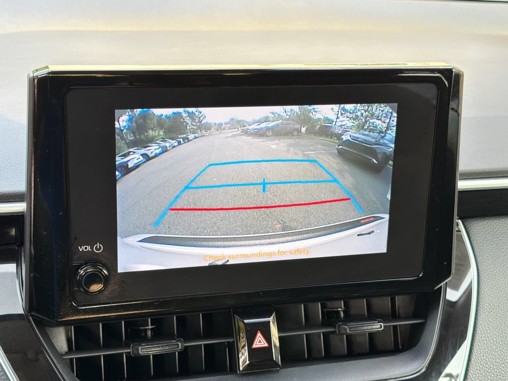 Used 2023 Toyota Corolla LE FWD image 29