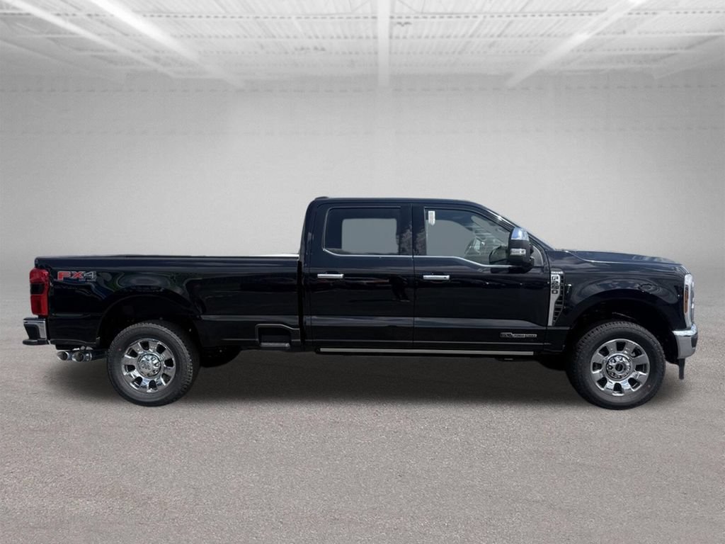 New 2026 Ford F250 King Ranch w/ Chrome Package AWD/4WD image 2