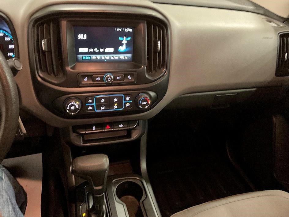 Used 2018 Chevrolet Colorado W/T image 5