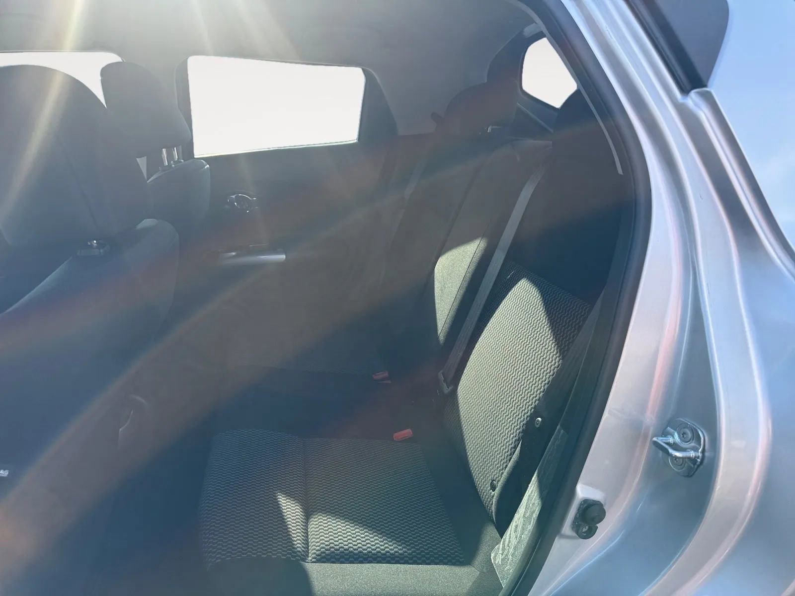 Used 2017 Nissan Juke S image 11