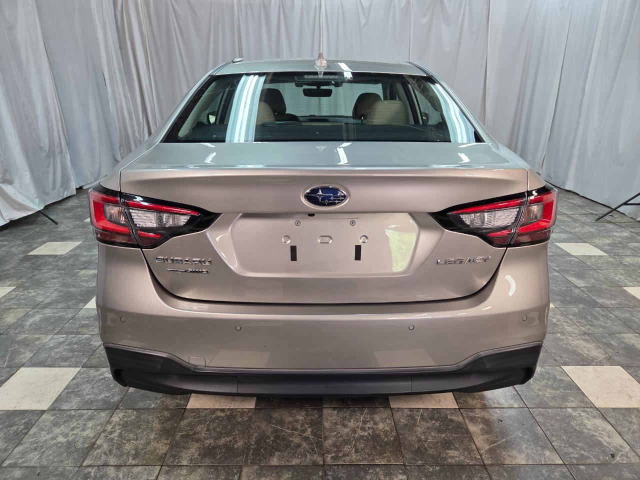 Used 2020 Subaru Legacy Limited AWD/4WD image 4