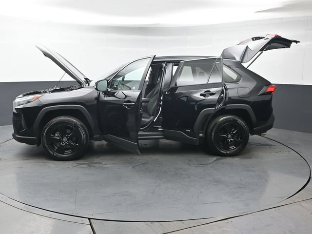 Certified 2025 Toyota RAV4 XLE AWD/4WD image 43