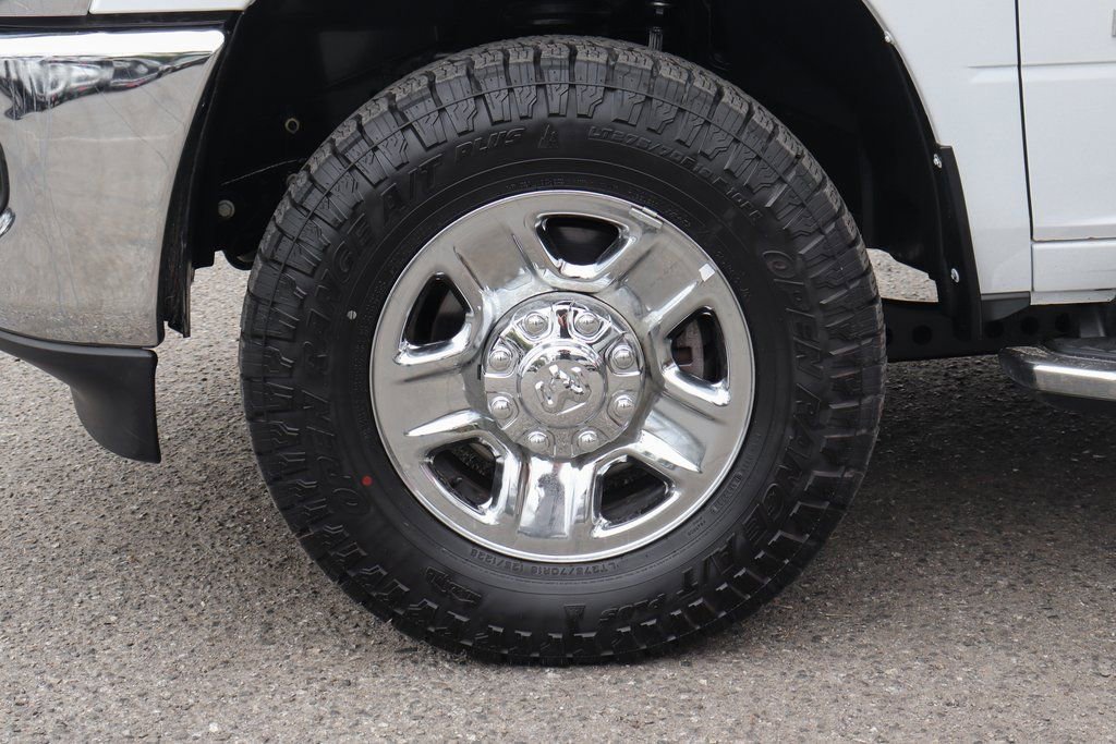 Used 2021 RAM 3500 Big Horn image 40