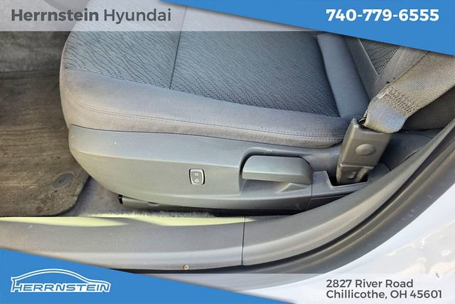 Used 2013 Chevrolet Malibu LS w/ Protection Package FWD image 17