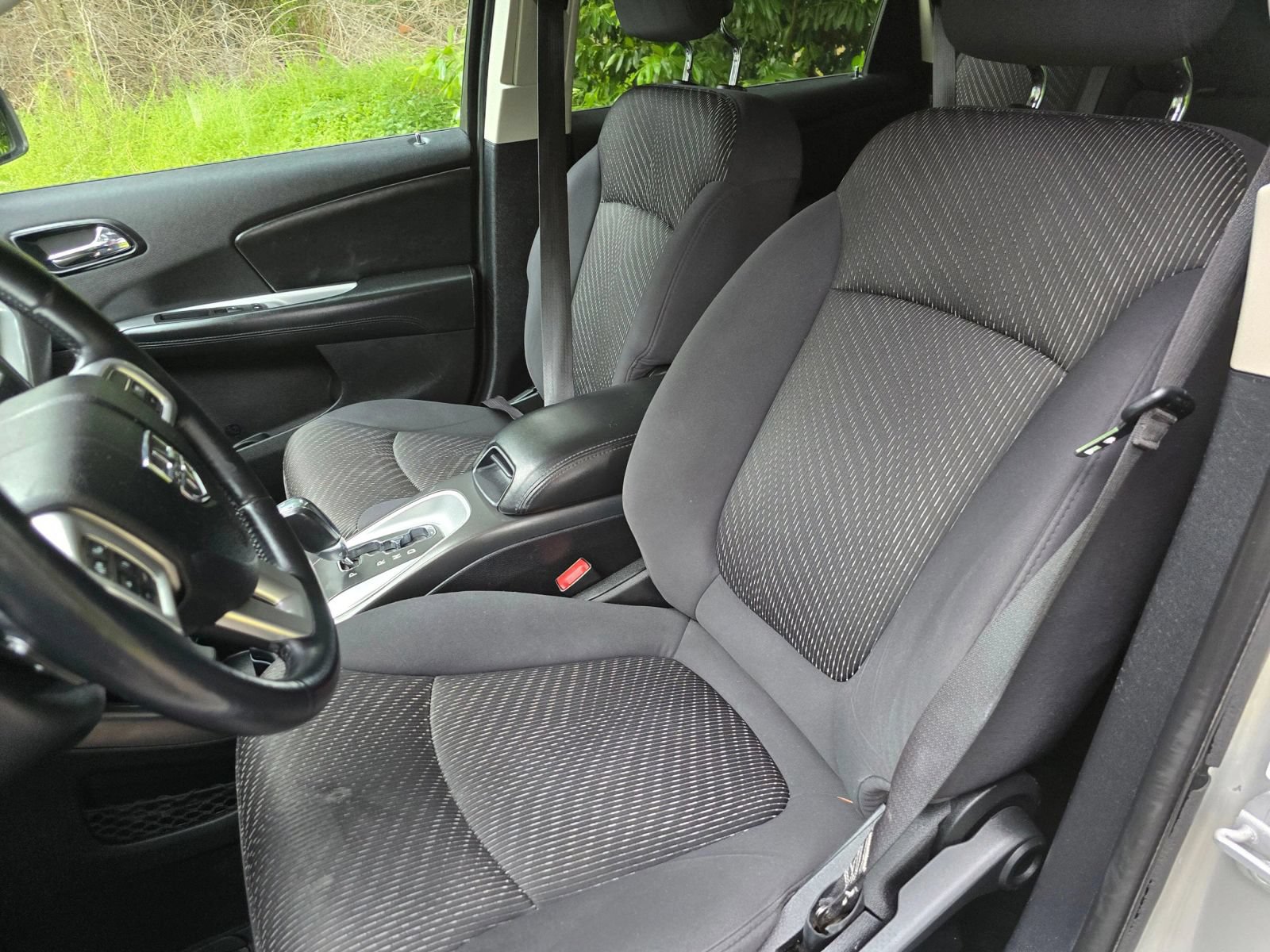Used 2013 Dodge Journey SXT w/ Flexible Seating Group FWD image 23