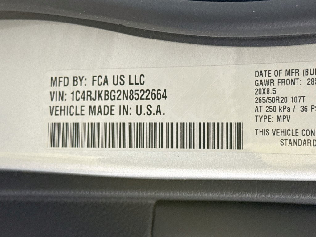 Used 2022 Jeep Grand Cherokee L Limited AWD/4WD image 40
