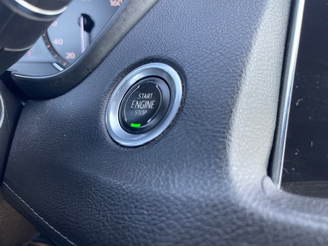 Used 2020 Cadillac XT4 Premium Luxury image 24