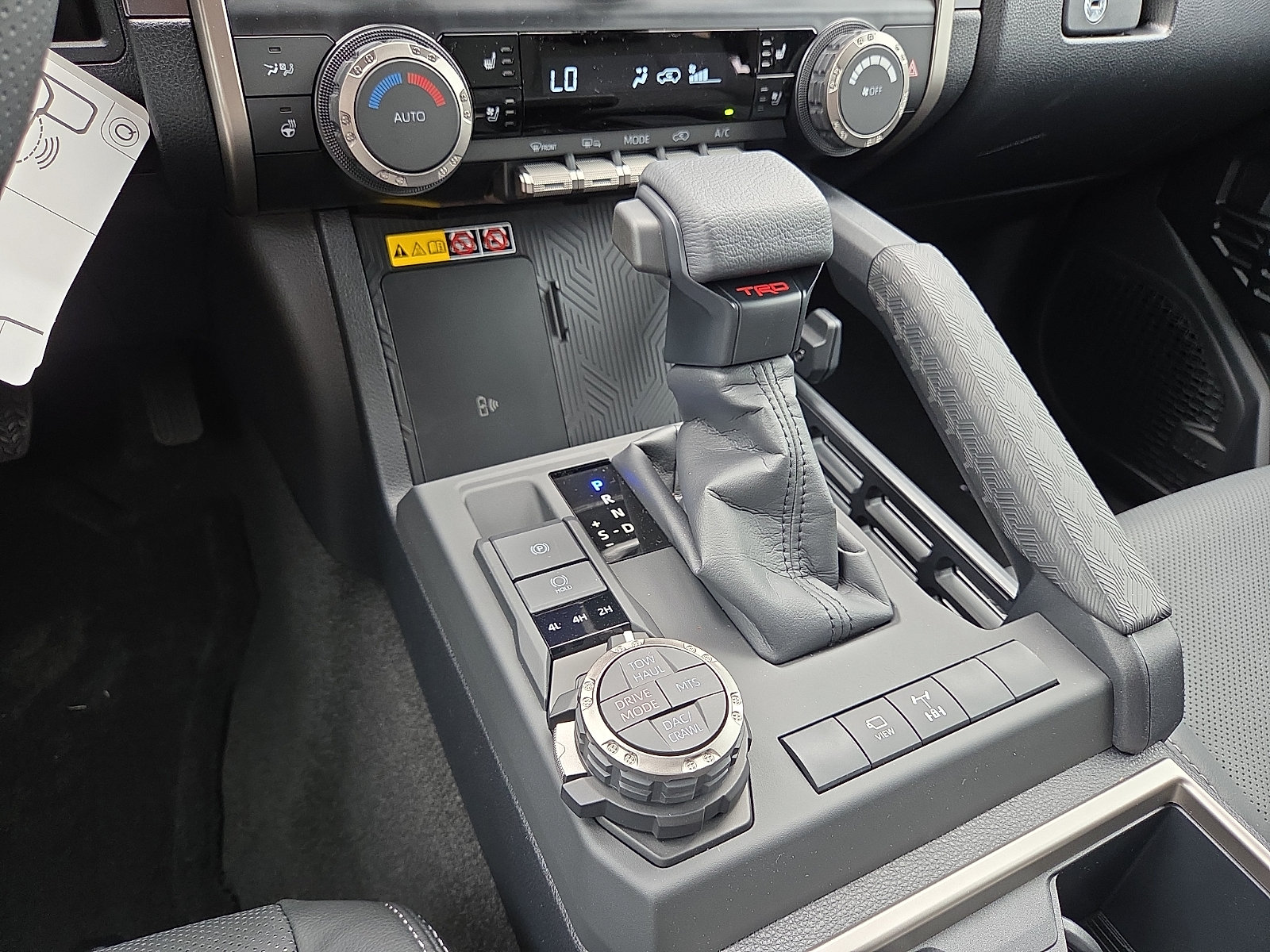 New 2026 Toyota 4Runner TRD Off-Road Premium AWD/4WD image 15