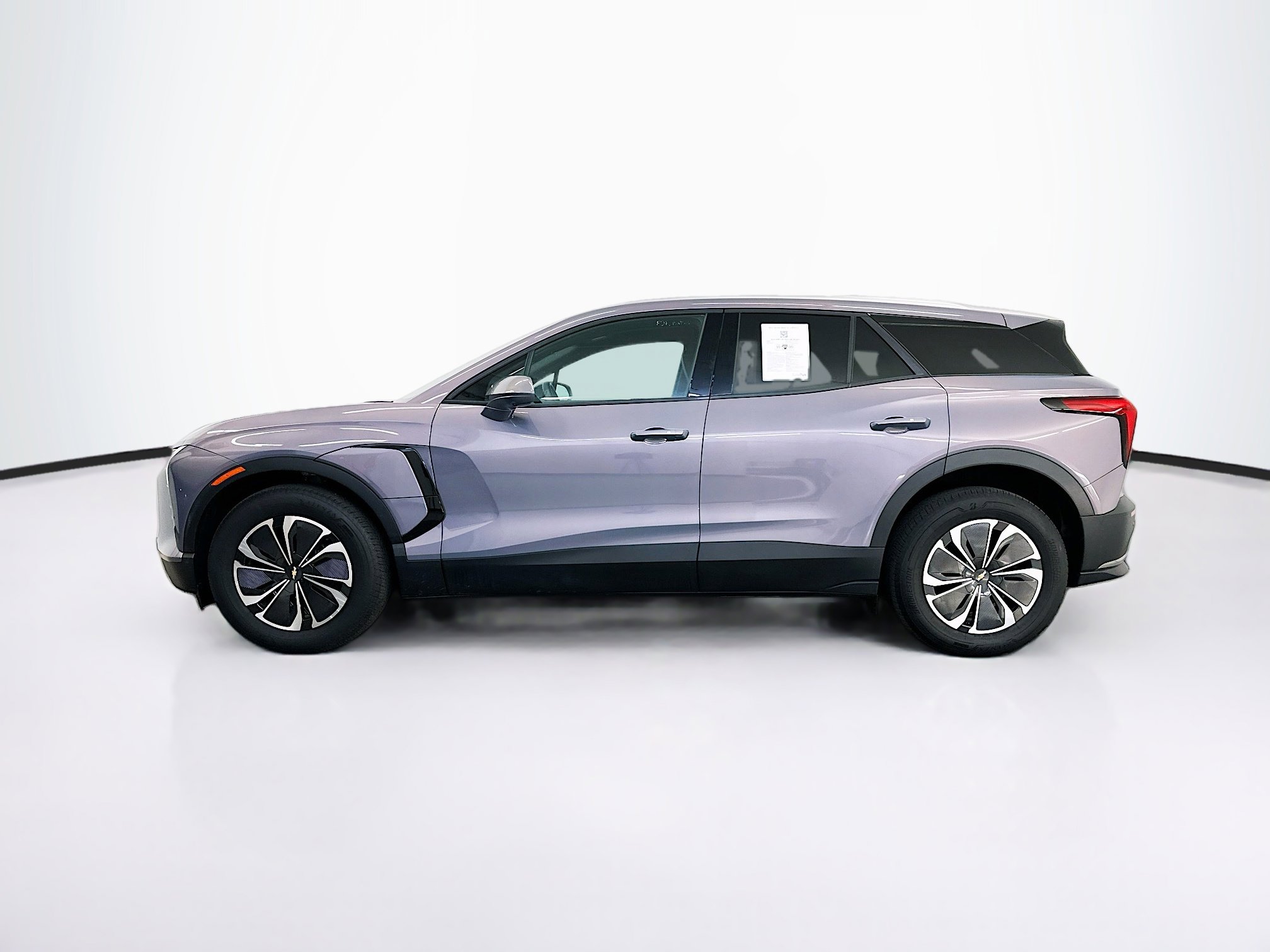 Used 2024 Chevrolet Blazer EV LT AWD/4WD image 4