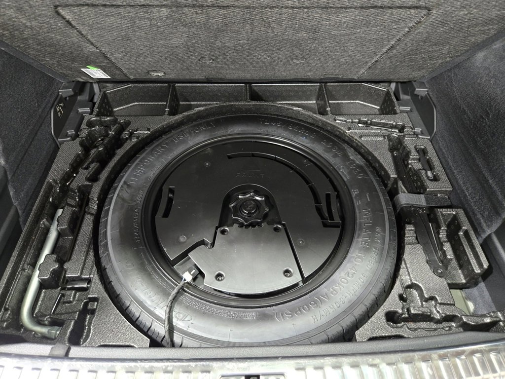 Used 2024 Audi Q3 2.0T Premium image 45