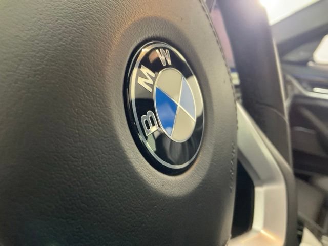 Used 2021 BMW 530e xDrive w/ Premium Package AWD/4WD image 40