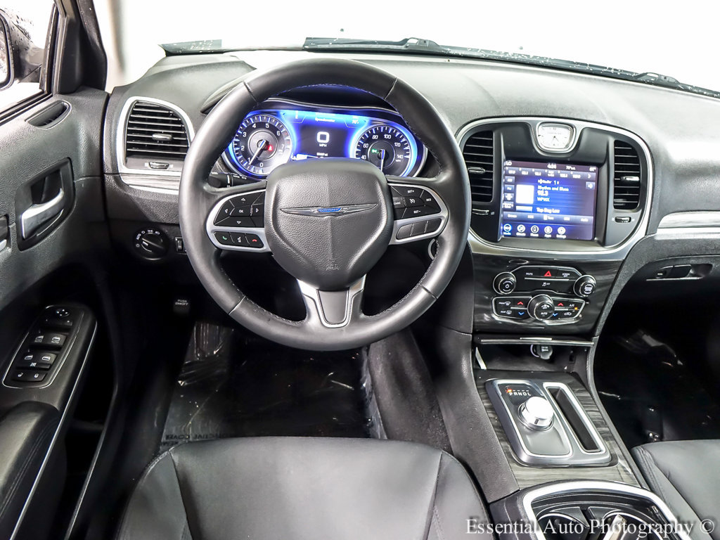 Used 2021 Chrysler 300 Touring w/ Sport Appearance Package AWD/4WD image 12