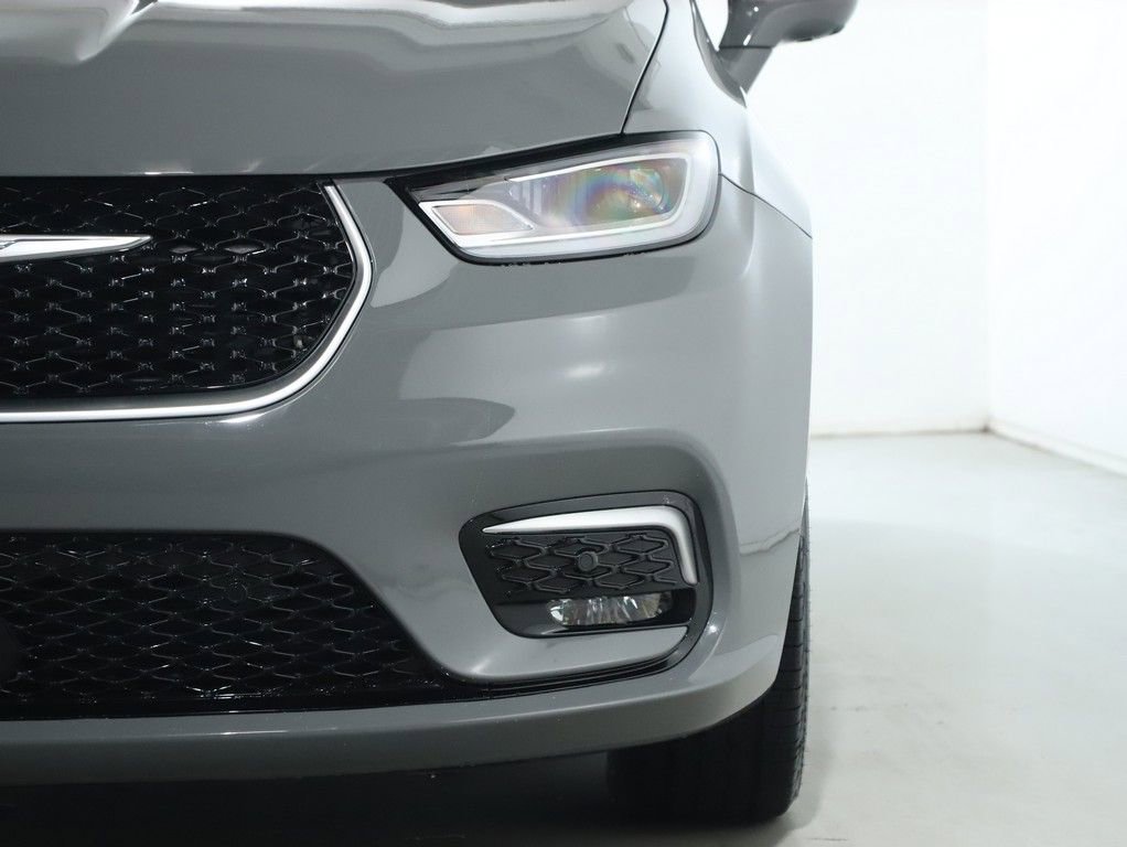 Used 2022 Chrysler Pacifica Pinnacle image 7