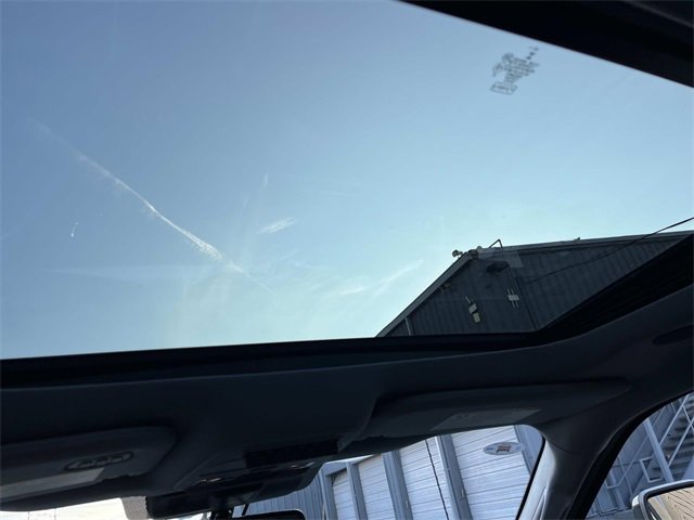 Used 2025 Ford F350 Lariat w/ Lariat Ultimate Package image 14