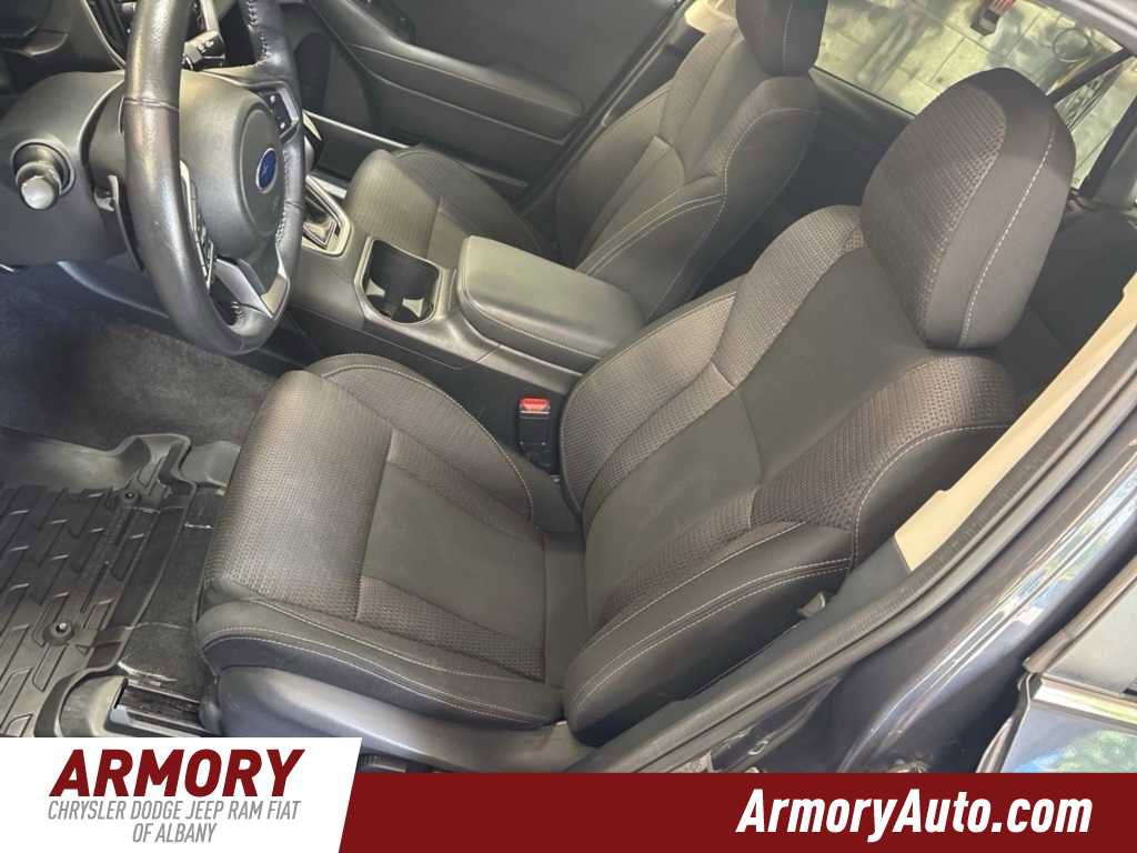 Used 2023 Subaru Outback Premium image 12